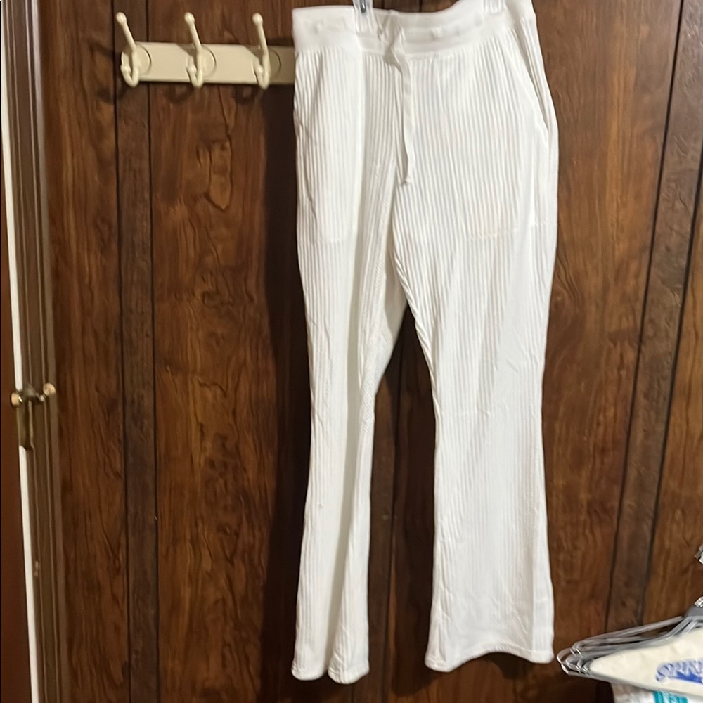 Women ‘s White Pants